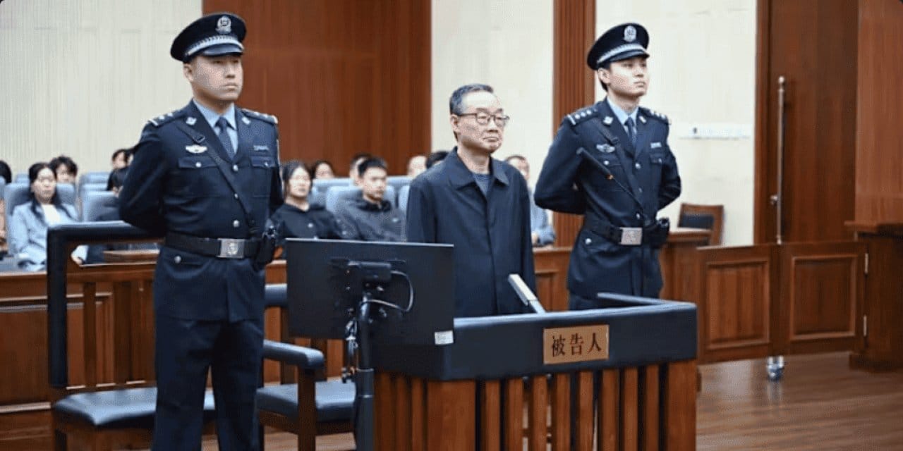 rusvetle suclanan eski bakana idam cezasi 1GPsEJay