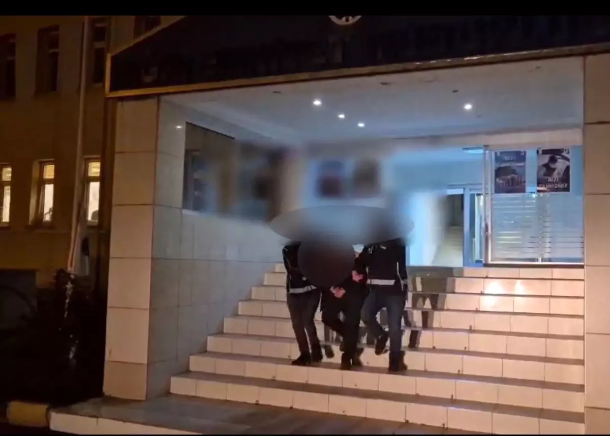 agri ve erzurumda firari supheli yakalandi 5TssGDkM.jpg