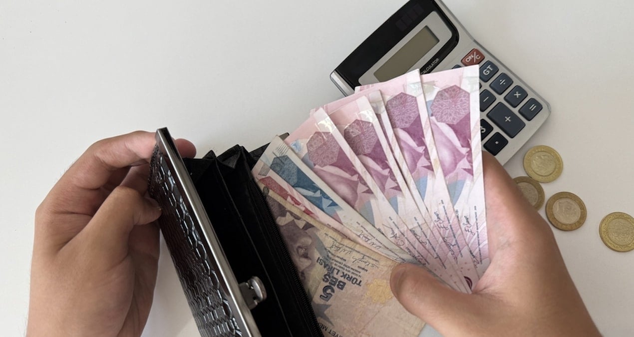 kod hatasi binlerce kisiyi parasiz birakti Gy8gBE75.jpg