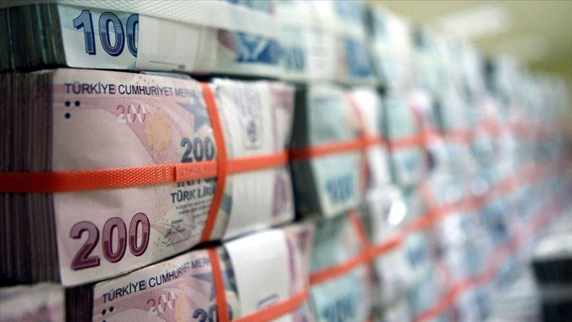 Hazine, Yarın Altın Tahvili ve Kira Sertifikası Satacak