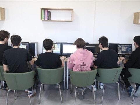 Bursa Liseli Gençler Uzay Araştırmalarında Yapay Zeka ile Fark Yaratıyor